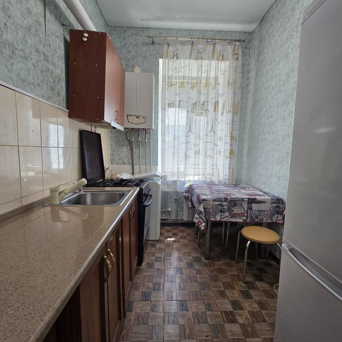 Продаж 1 кімнатна  квартира  Центр вулиця Адміральська