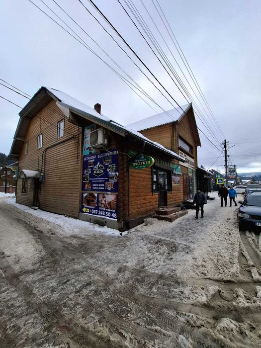 Продаю приміщення в центрі Ворохти біля дороги. 180м2.