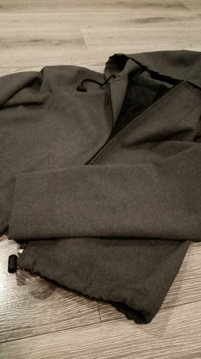 Вітровка, куртка