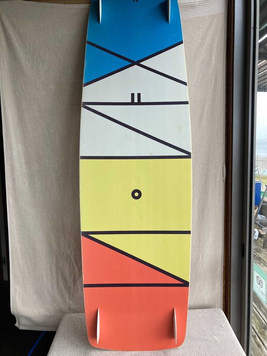 Kitesurf Pack Light wind  ( Kite + Prancha)