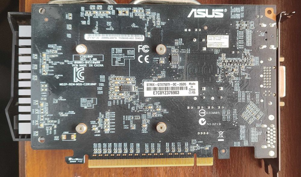 Placa Gráfica Asus Strix GTX 750 Ti OC