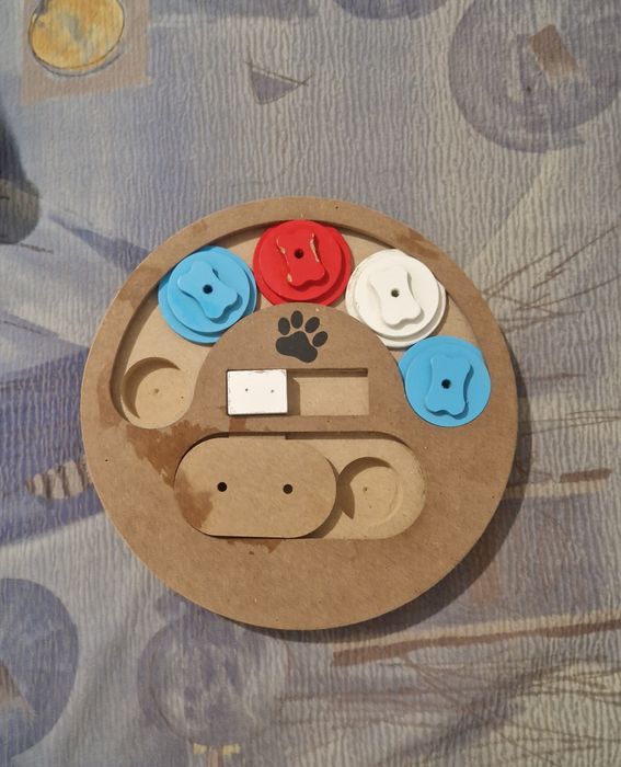 Розвиваюча ігра для собак