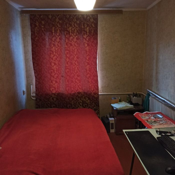 Продаж кімнати на Вишеньці