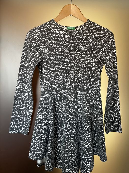 Benetton sukienka 146 cm stan idealny