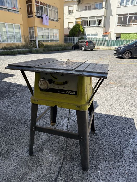 Serra de Bancada Ryobi ETS1526HG