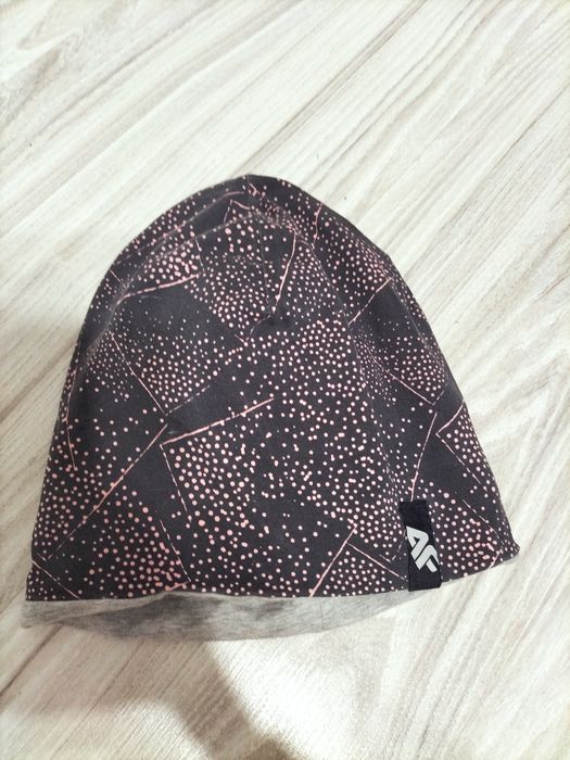 Czapka dziewczęca 4f