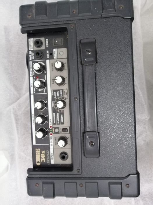 Roland Cube 30x Coluna amplificador