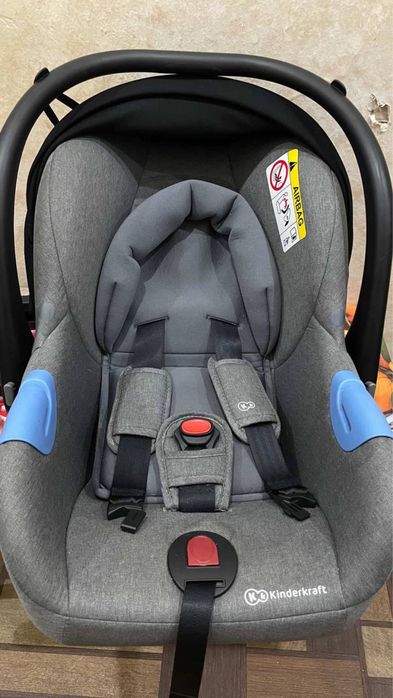 Продам автокрісло Kinderkraft