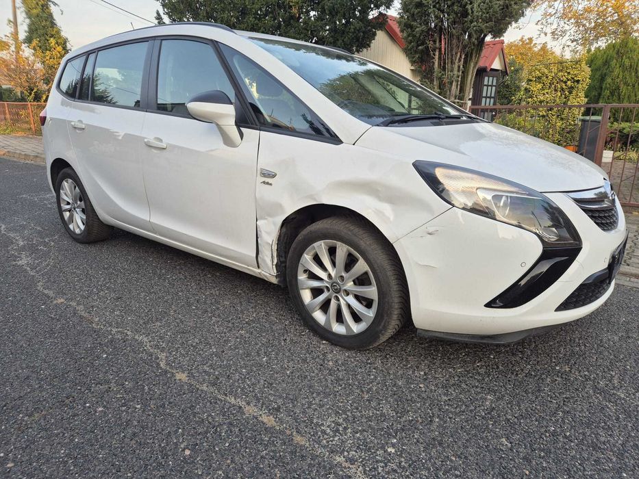 opel zafira  active