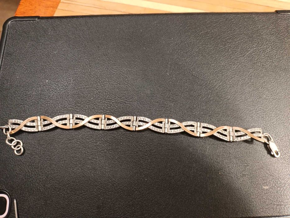 Серебрянный браслет с золотыми пластинами