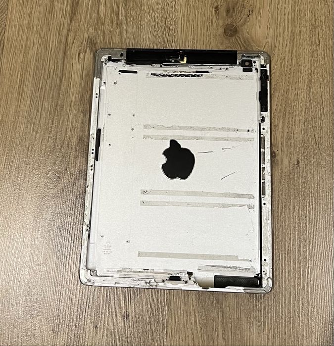 кришка на iPad 4