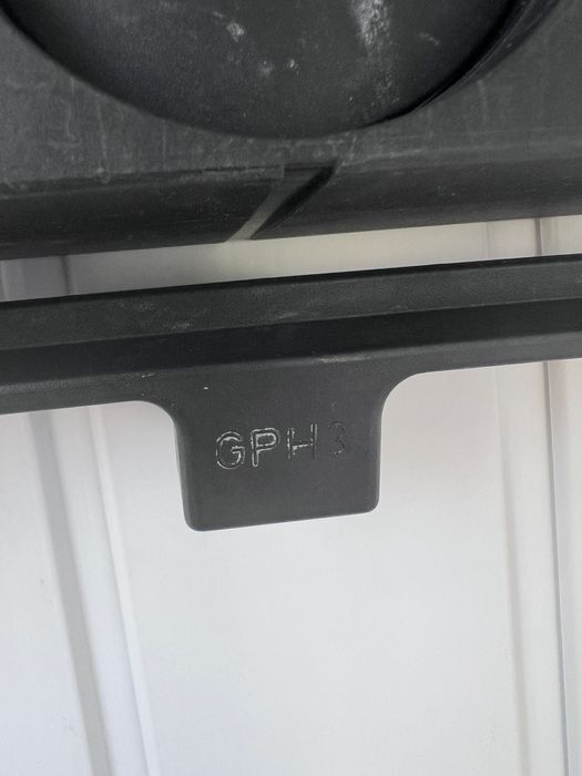 Продам отражатель  Leica трехпризменный