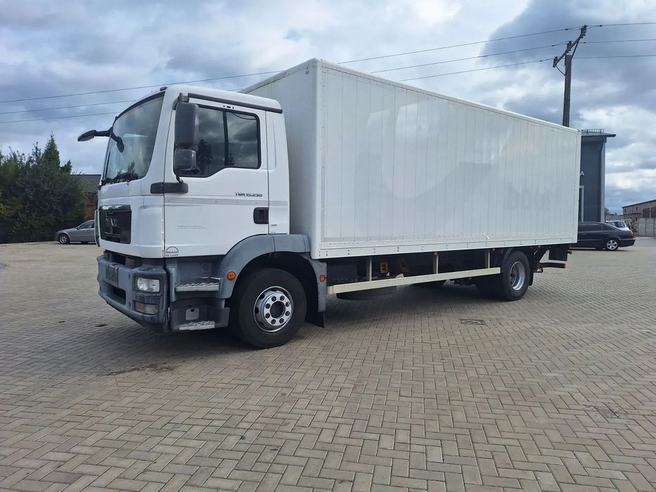 MAN TGM 15.250 WINDA 19.5 PODUSZKA  Kontener Do Zabudowy Laweta