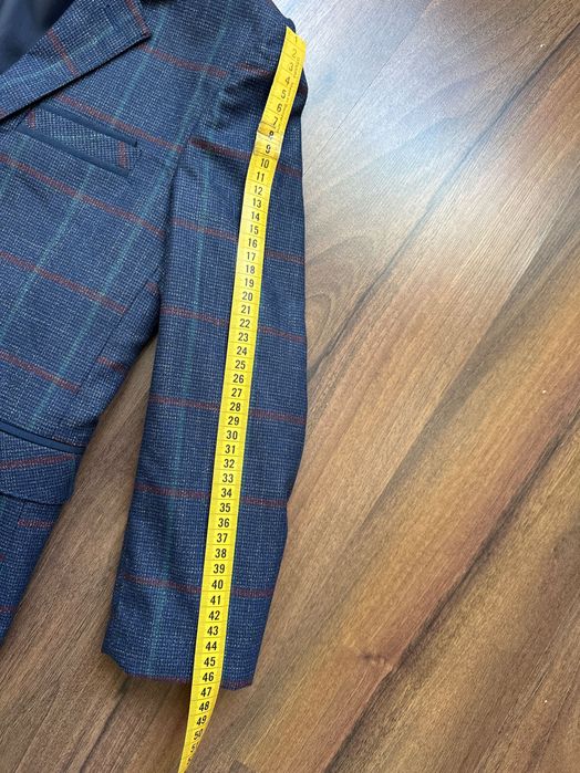 Піджак і штани для хлопчика костюм