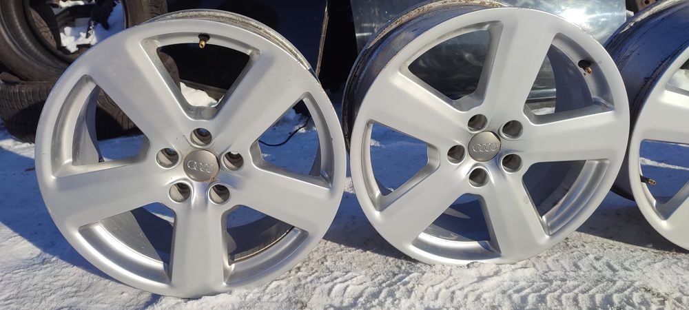 Диски 5 112 R18 Ауді Et 43 8j титани r18 5/112 Skoda  Volkswagen Audi