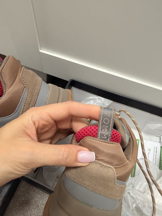 Nowe Tommy Hilfiger brazowe beżowe szare adidasy jesień buty oryginalne