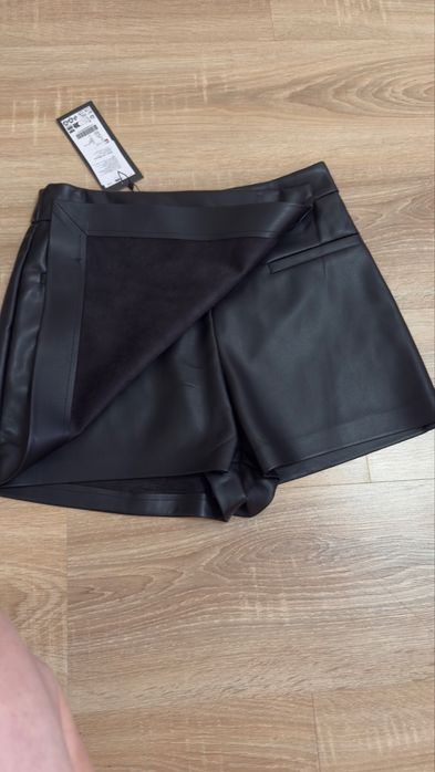 Юбка-шорты новое !