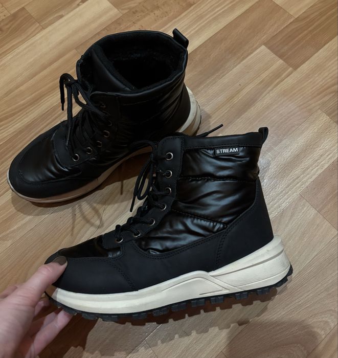 Зимові черевики 39 р