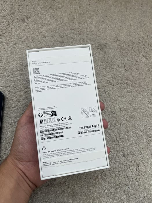 iPhone 17 256GB - Ecrã Danificado / Totalmente Funcional