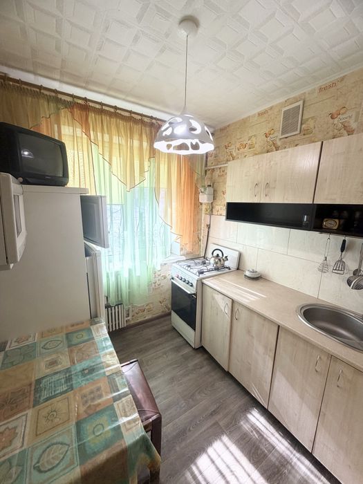 Сдам квартиру ТРК Украина