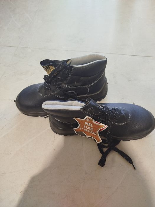 Черевики робочі нові
