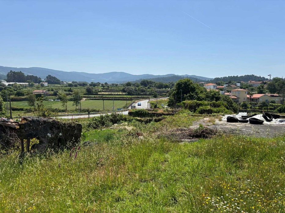 Terreno de uso Misto, para Construção e Agricultura – Fragoso, Barcelos – 63.045 m²