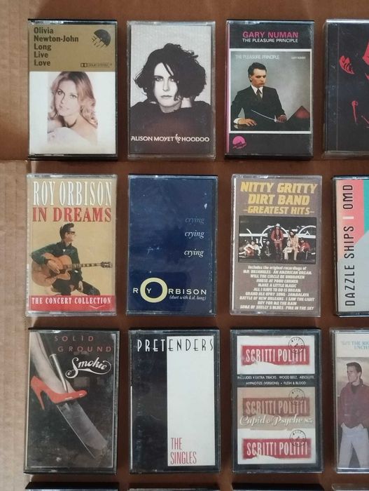 Várias Cassetes Antigas Internacionais #C03L03