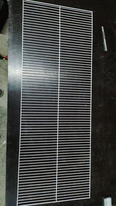 Frentes, grelhas e divisórias para gaiolas