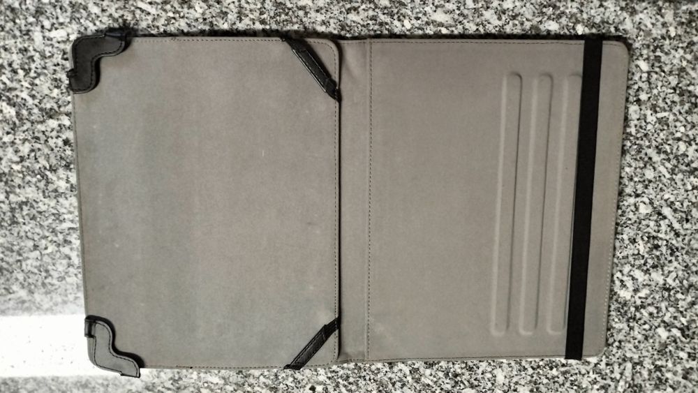 Capa Qilive para tablet