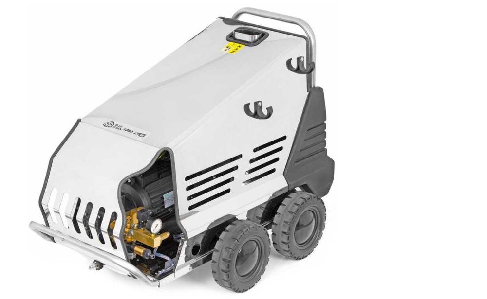 Myjka ciśnieniowa ciepłowodna AR 1380- 900l/h, 200bar, 7,4kW 150°C MOC
