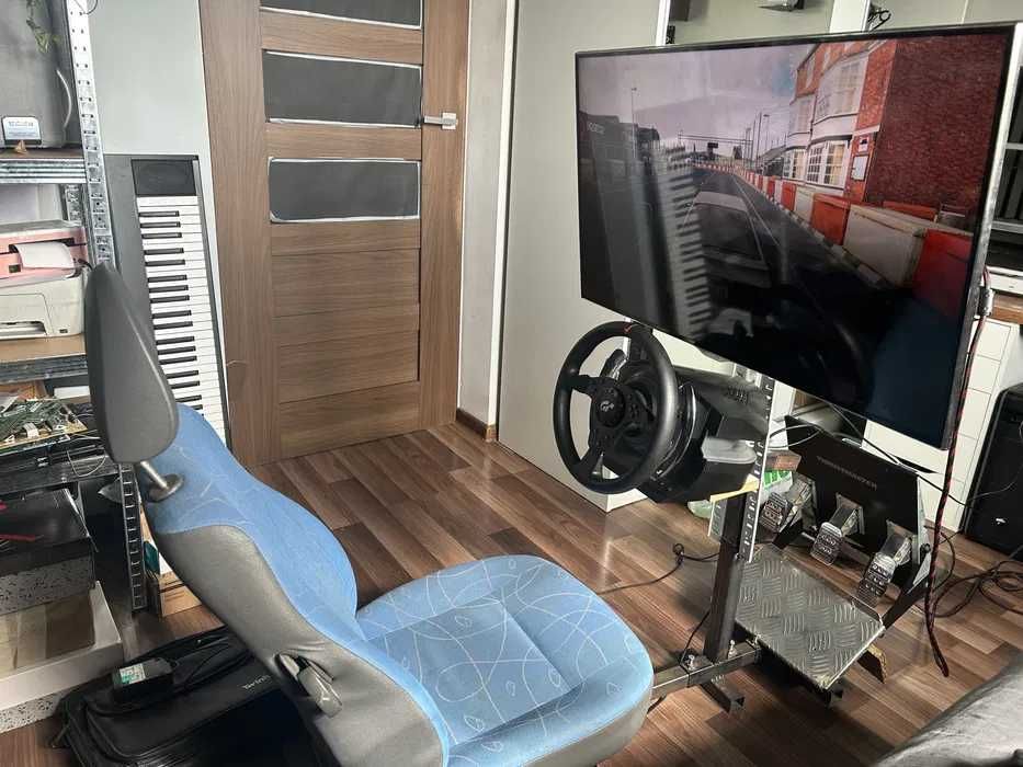 Kierownica Thrustmaster T500 RS + Stand z fotelem + Telewizor Samsung