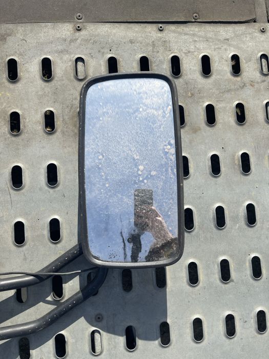 Lusterko prawe nissan cabstar renault maxity