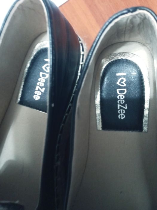 Espadryle 36 czarno zlote wsuwane