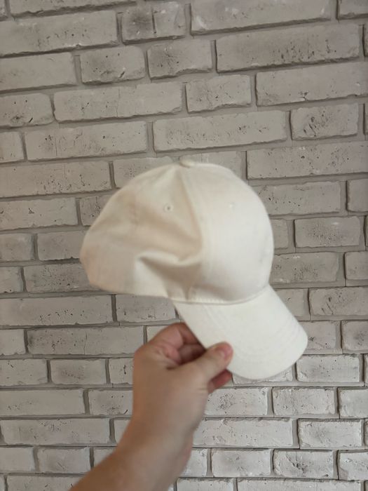 Czapka z daszkiem kremowa beżowa męska Primark