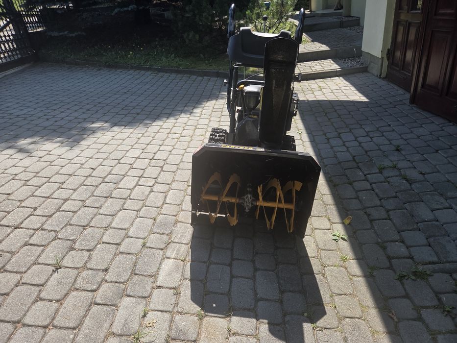 Odśnieżarka Electrolux SB240