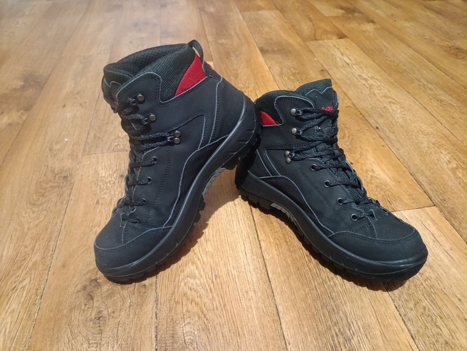 Ботинки трекинговые LOWA оригинал