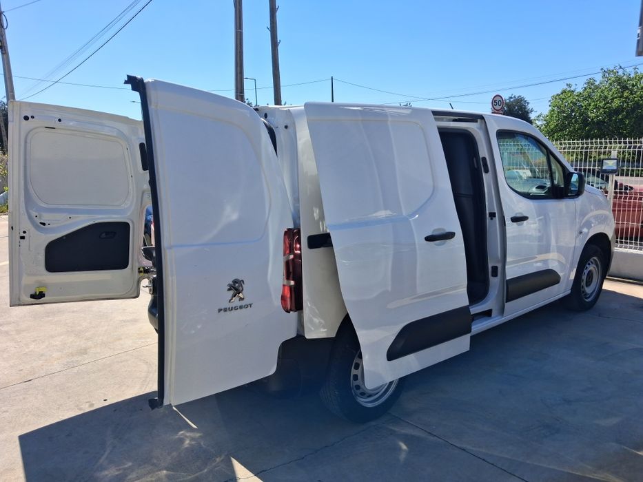 Peugeot Partner com IVA DEDUTÍVEL