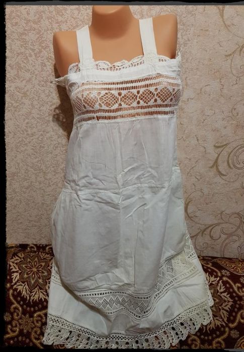 Сорочка вишита мереживом 48р