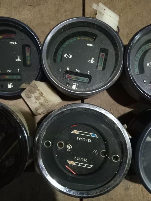 Датчики панелі приборів