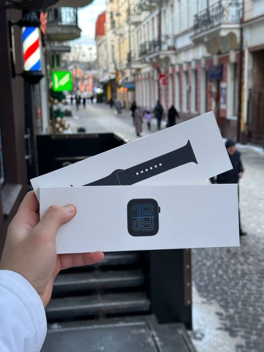 Apple Watch 2025 SE 2 та 3 40mm Starlight 44mm Midnight NEW нові