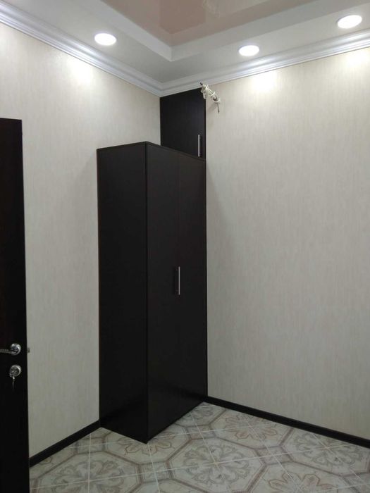 Центр Києва, метро Хрещатик, Лютеранська 3