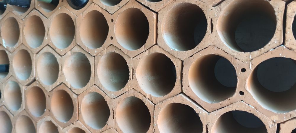 Garrafeira sextavada dupla cerâmica