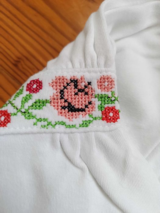 Вишиванка для дівчинки