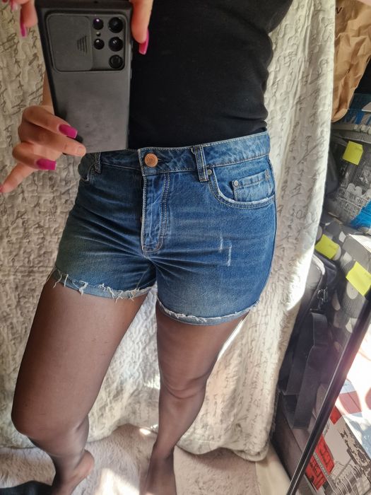 Szorty jeansowe krótkie