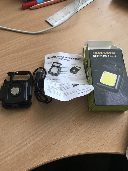 Продам фонарик cob rechargeable keychain light.