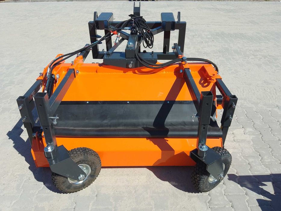 Zamiatarka drogowa uliczna Metal Technik