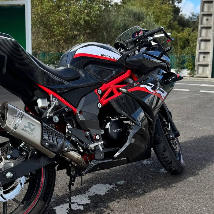 Mitt GP 125, moto com pequeno visual da BMW (urgente)