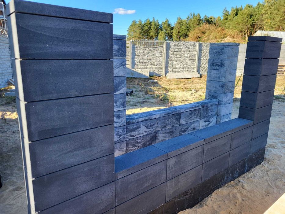 Pustaki ogrodzeniowe/Styrobud/Fronty/Ogrodzenia/ Panele 3D/2D