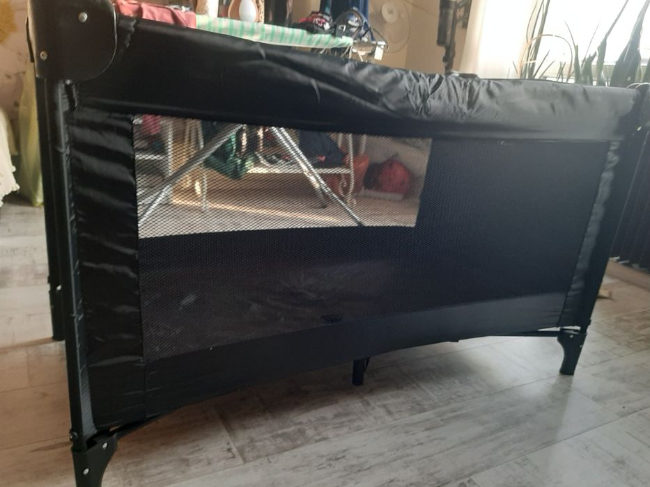 Składane łóżeczko