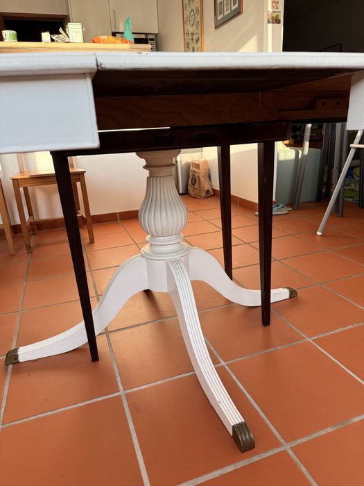 Mesa de jantar extensível